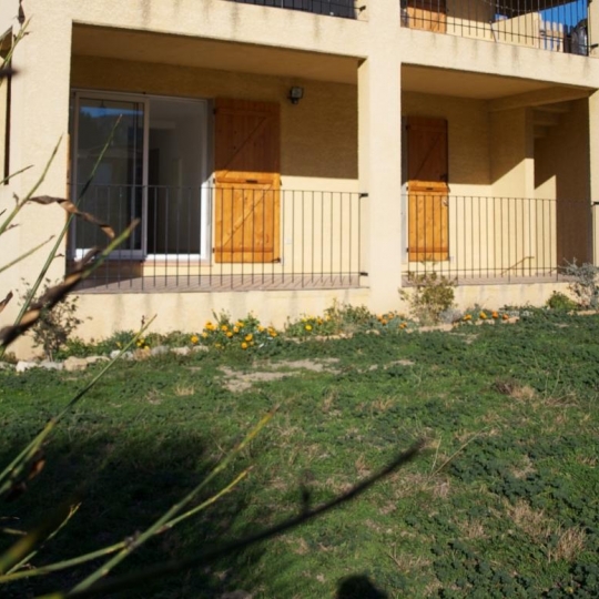  BATI-TERRE : Maison / Villa | VILLESEQUE-DES-CORBIERES (11360) | 80 m2 | 650 € 