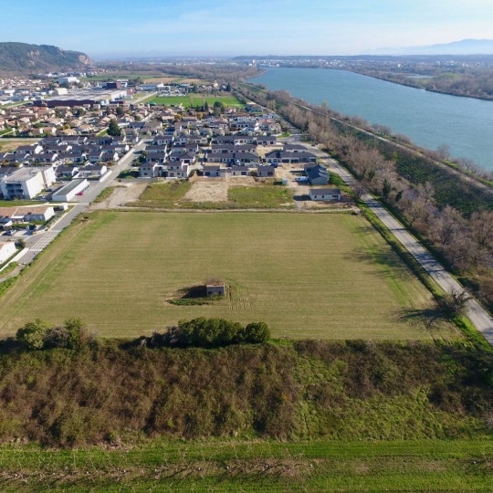 Annonces VALENCE : Terrain | CHARMES-SUR-RHONE (07800) | 0 m2 | 83 000 € 