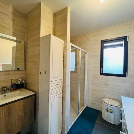  BATI-TERRE : Apartment | ETOILE-SUR-RHONE (26800) | 71 m2 | 213 000 € 