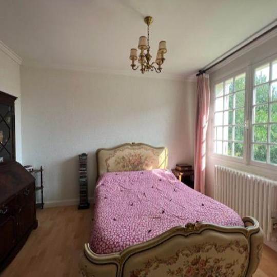  BATI-TERRE : Maison / Villa | VALENCE (26000) | 200 m2 | 340 000 € 