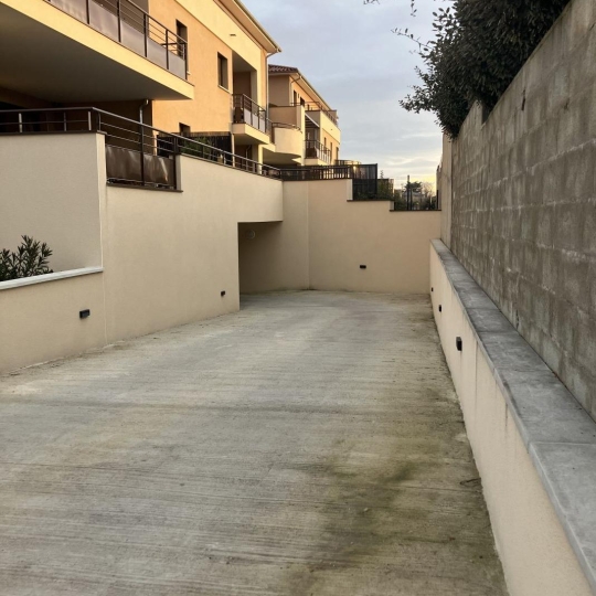  Annonces VALENCE : Garage / Parking | ETOILE-SUR-RHONE (26800) | 18 m2 | 16 000 € 