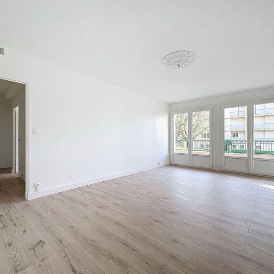 BATI-TERRE : Appartement | GUILHERAND-GRANGES (07500) | 52.00m2 | 139 000 € 