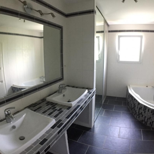  Annonces VALENCE : Maison / Villa | TOULAUD (07130) | 170 m2 | 390 000 € 