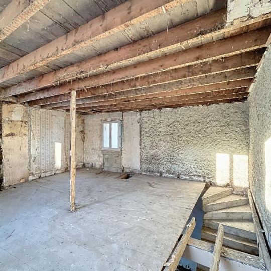  Annonces VALENCE : Appartement | VALENCE (26000) | 65 m2 | 137 000 € 