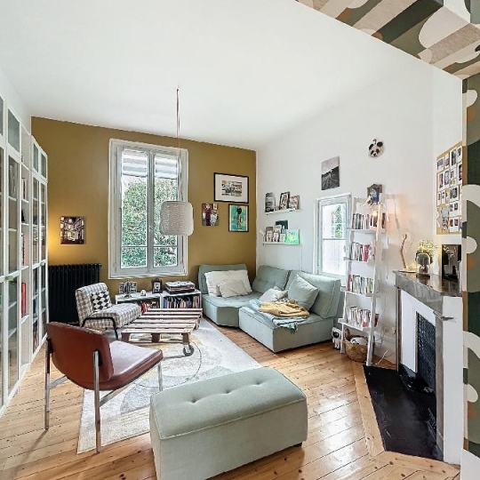 Annonces VALENCE : Maison / Villa | VALENCE (26000) | 237 m2 | 600 000 € 