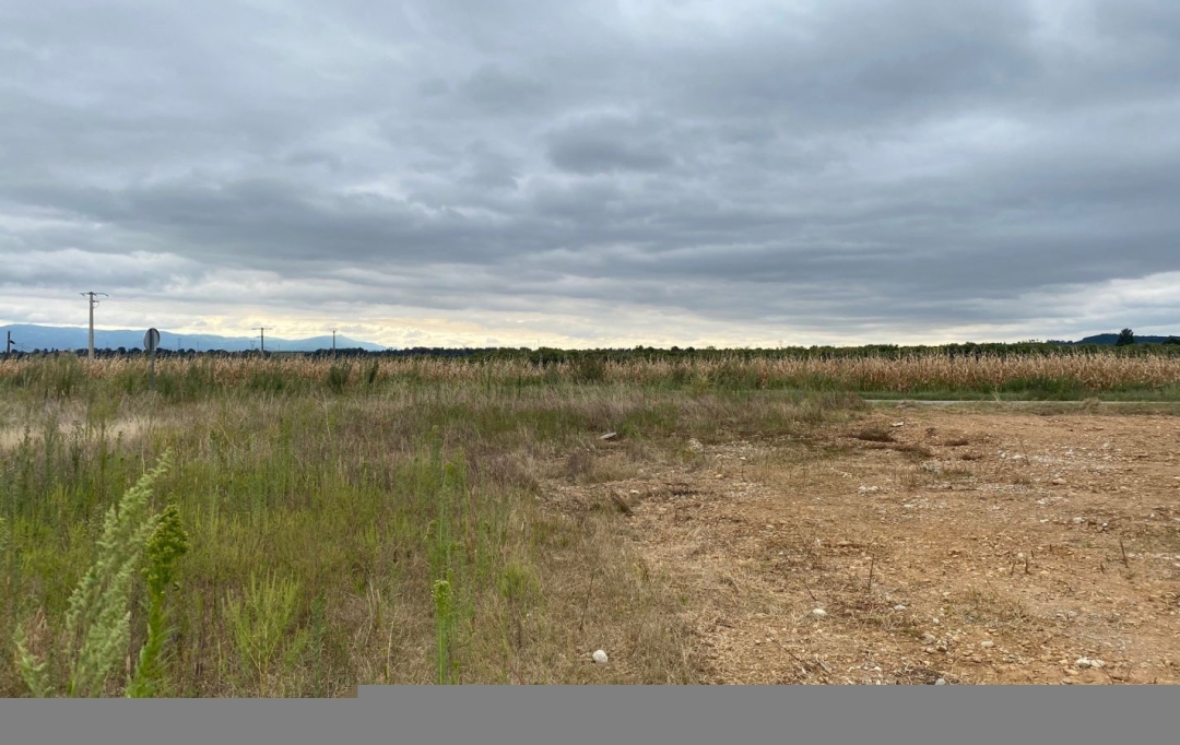 Annonces VALENCE : Ground | GRANGES-LES-BEAUMONT (26600) | 600 m2 | 114 990 € 