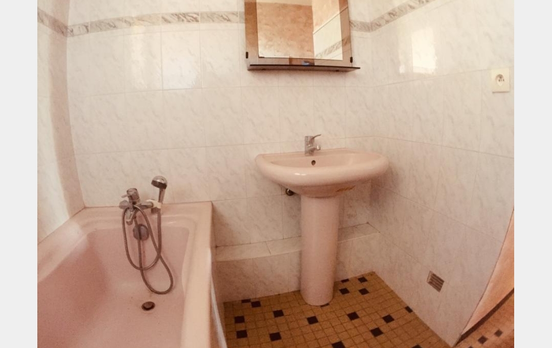 BATI-TERRE : Apartment | GUILHERAND-GRANGES (07500) | 60 m2 | 97 000 € 