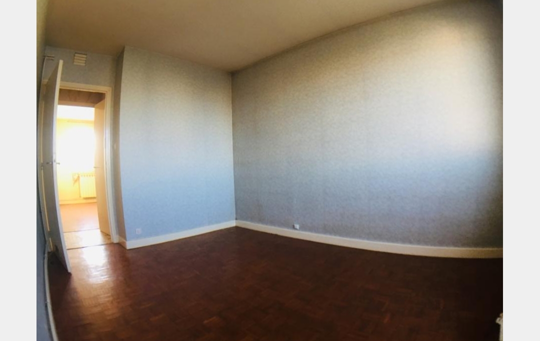 BATI-TERRE : Apartment | GUILHERAND-GRANGES (07500) | 60 m2 | 97 000 € 
