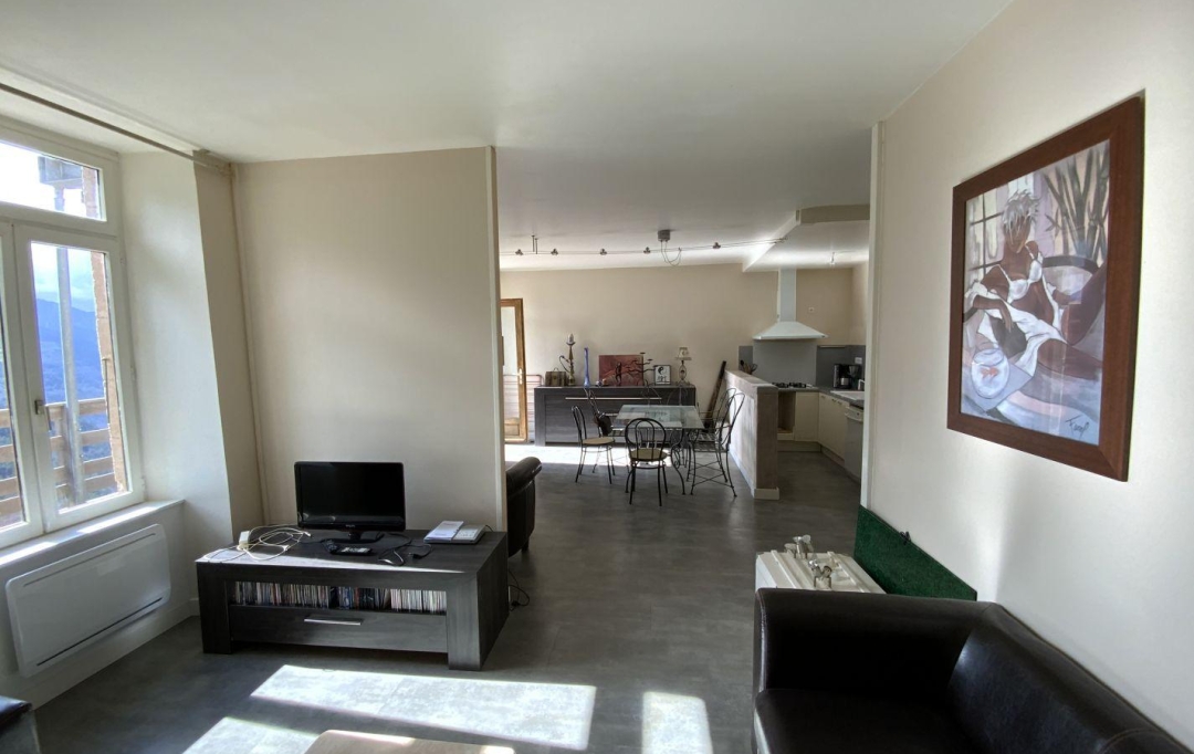 BATI-TERRE : Appartement | CHALENCON (07240) | 68 m2 | 73 000 € 