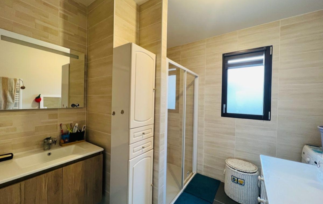 BATI-TERRE : Apartment | ETOILE-SUR-RHONE (26800) | 71 m2 | 213 000 € 