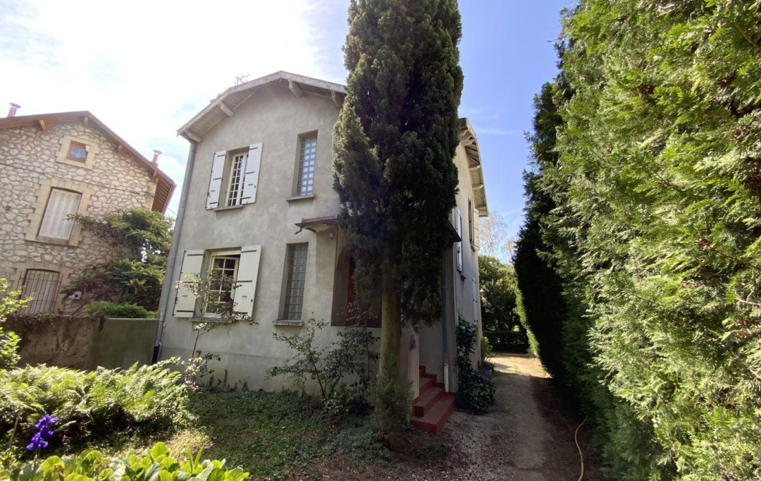 BATI-TERRE : Maison / Villa | GUILHERAND-GRANGES (07500) | 107 m2 | 269 000 € 