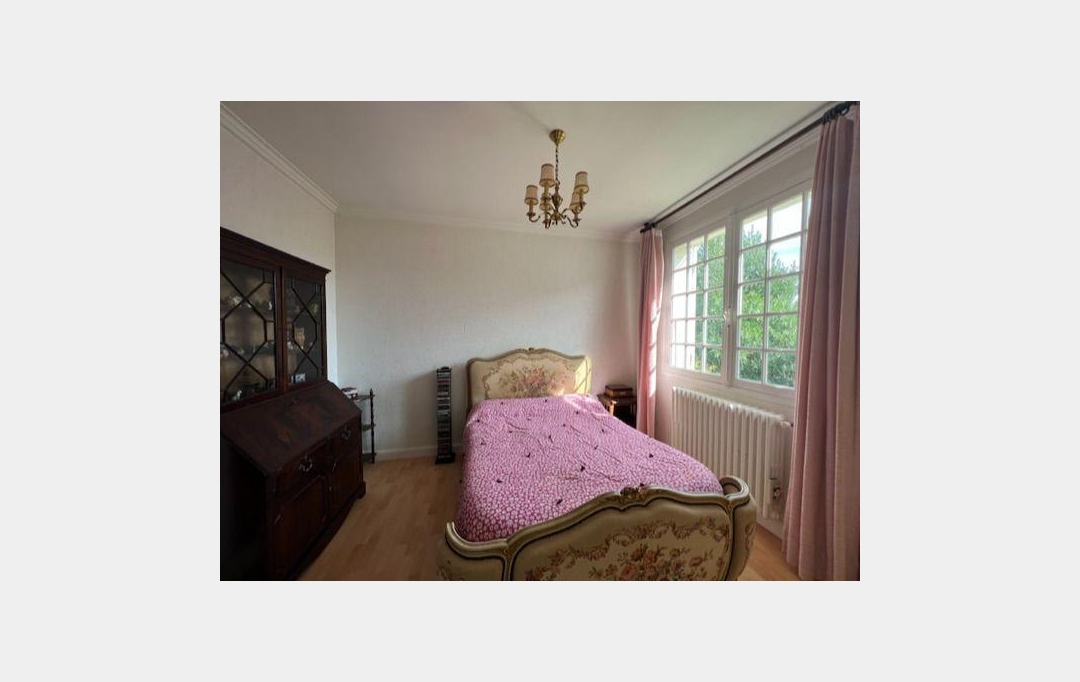 BATI-TERRE : Maison / Villa | VALENCE (26000) | 200 m2 | 340 000 € 