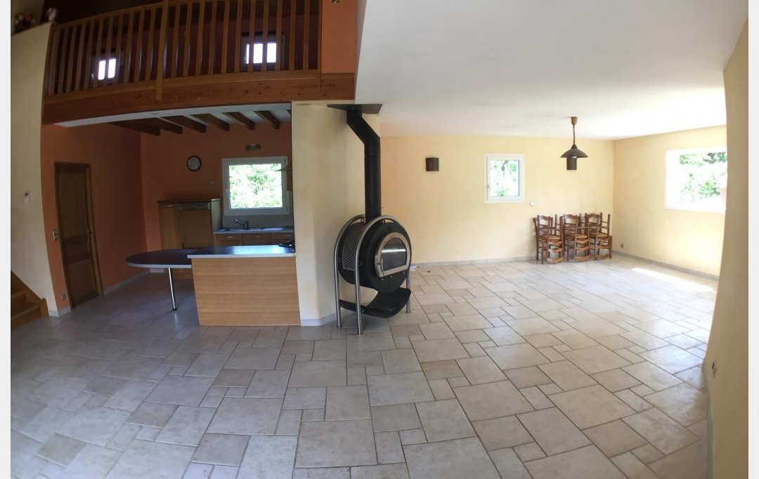 BATI-TERRE : House | TOULAUD (07130) | 170 m2 | 390 000 € 