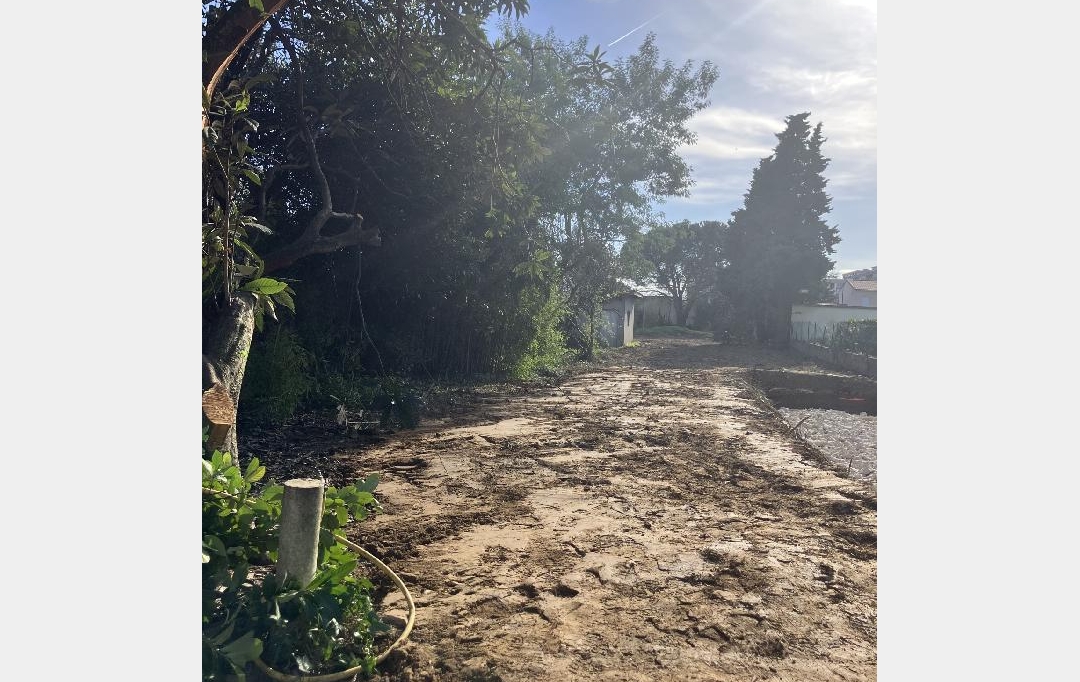 Annonces VALENCE : Terrain | GUILHERAND-GRANGES (07500) | 372 m2 | 98 000 € 