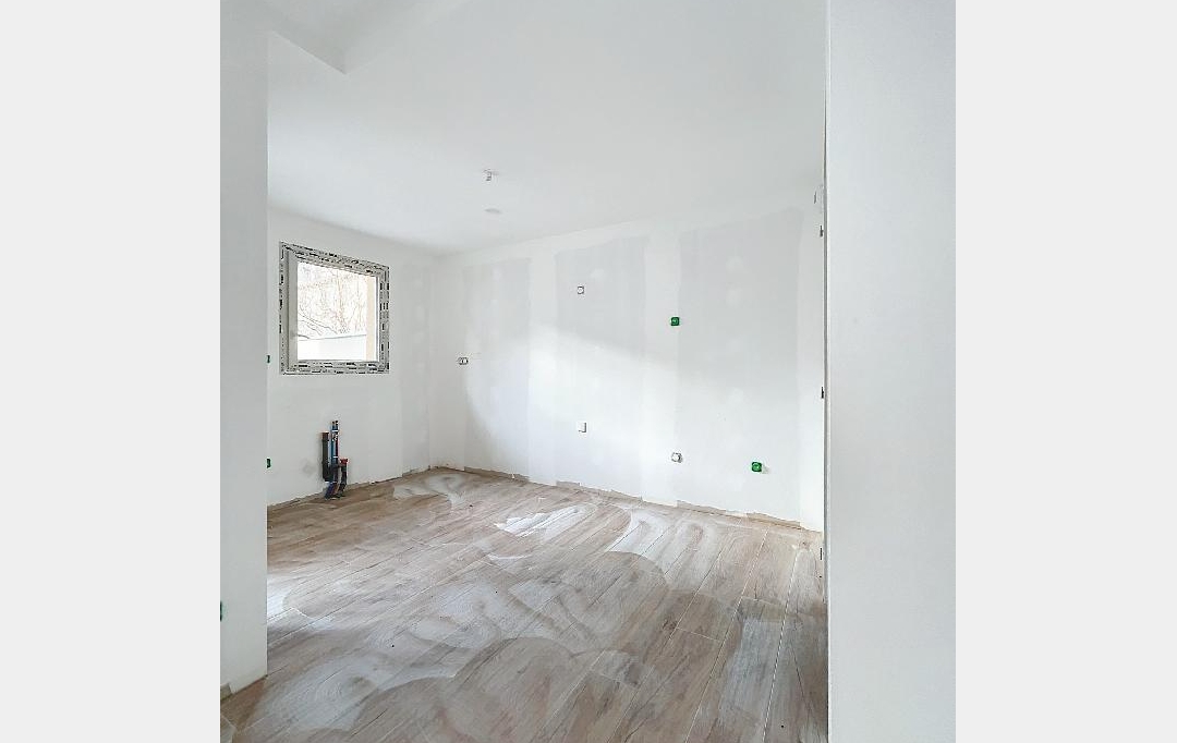 Annonces VALENCE : Maison / Villa | VALENCE (26000) | 111 m2 | 343 000 € 