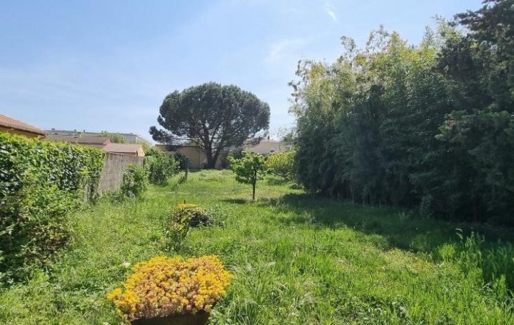 Terrain GUILHERAND-GRANGES 225 000 € Terrain GUILHERAND-GRANGES 225 000 €