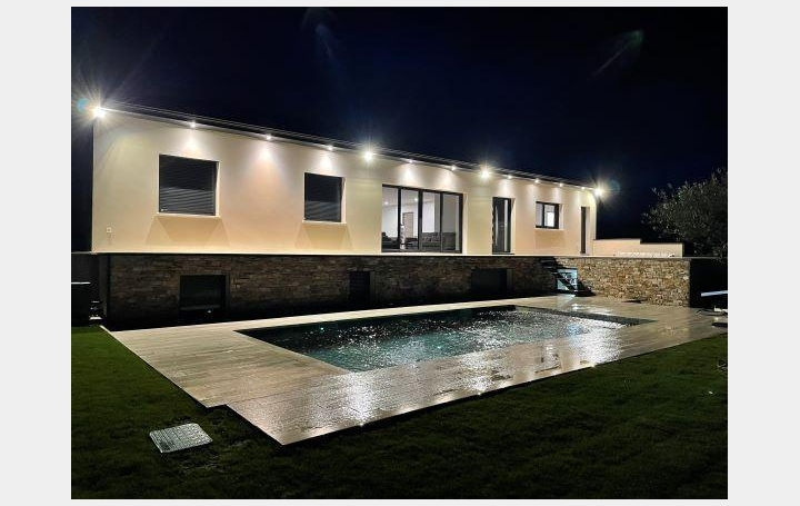 BATI-TERRE : Maison / Villa | GENISSIEUX (26750) | 234 m2 | 884 000 € 