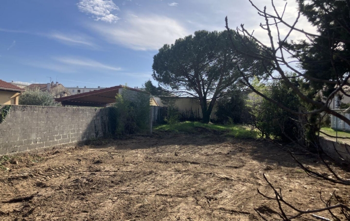 Terrain   GUILHERAND-GRANGES   150 000 € 